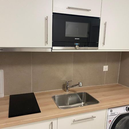 Studio Neuf Meuble Et Equipe Pres D'Autoroute. Appartement Giez Buitenkant foto